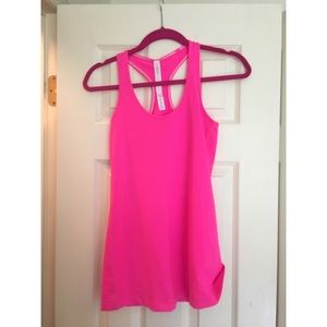 Lululemon top NEVER WORN